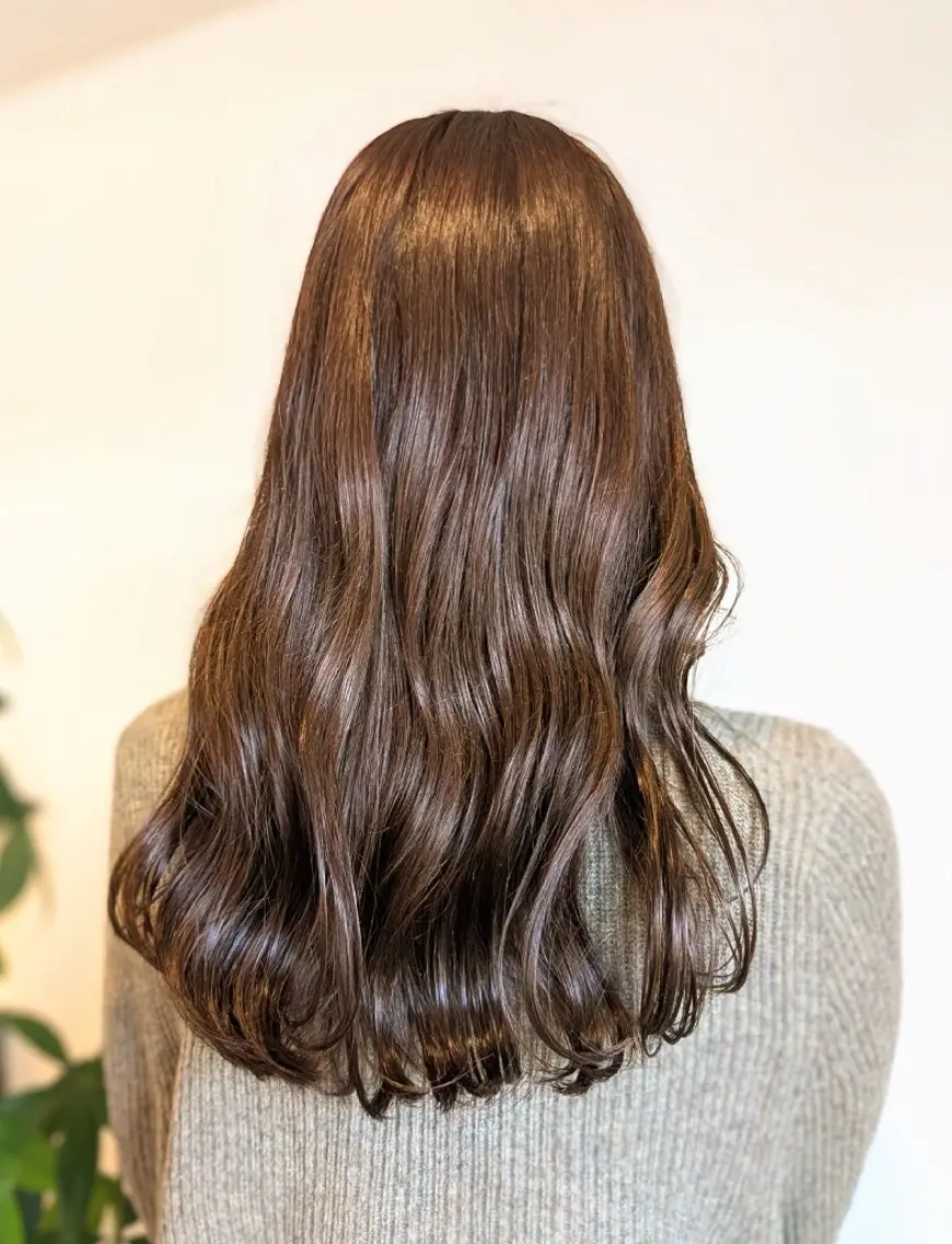 ロング カラー ヘアカラー トリートメント 齊藤 舞風のヘアスタイル