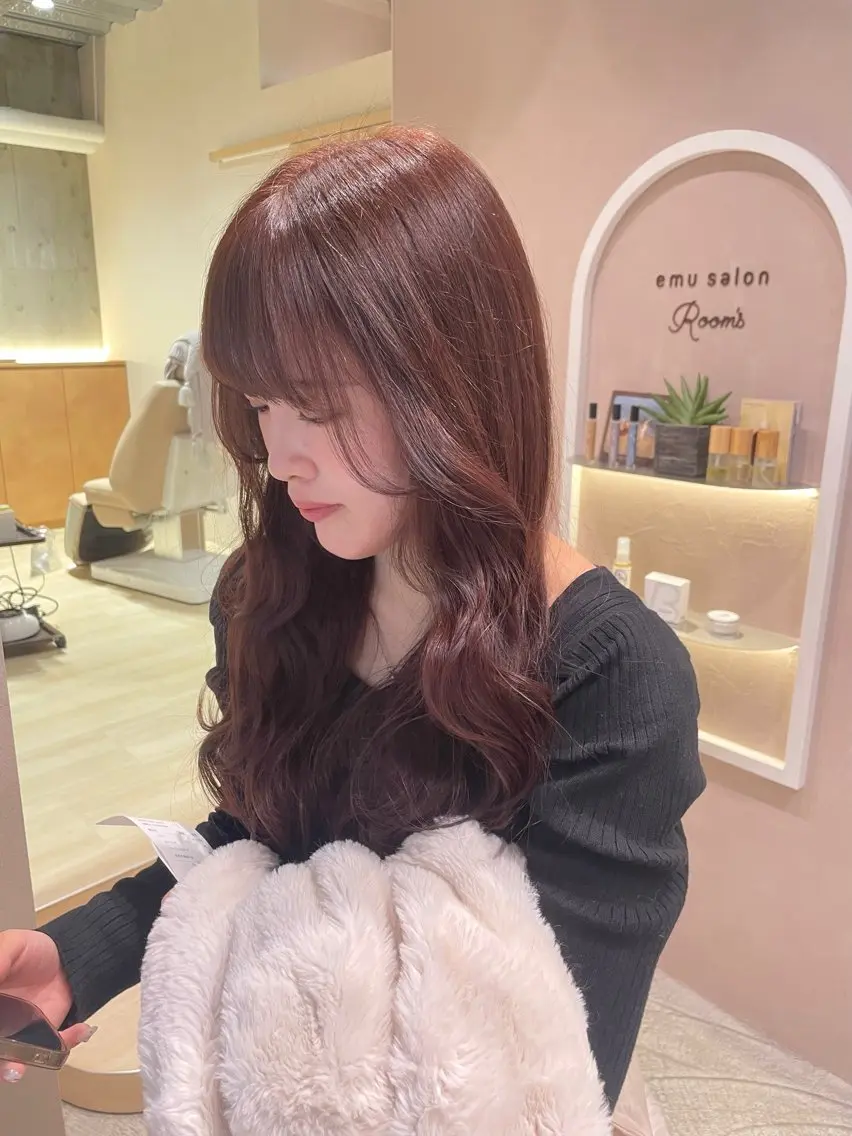 カラー ブラウンカラー ヘアカラー emusalon Rinaのヘアスタイル