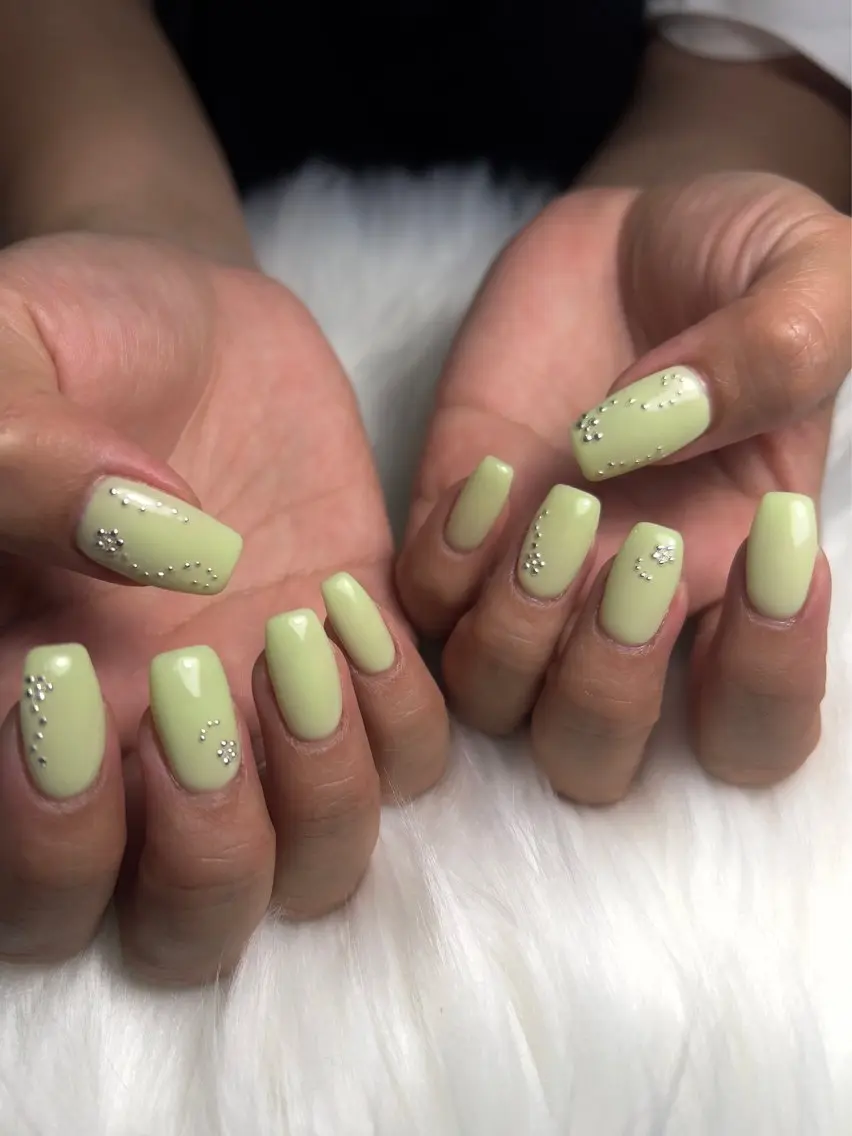 ネイル ハンドネイル Hues  Nail Sasaraのネイルデザイン