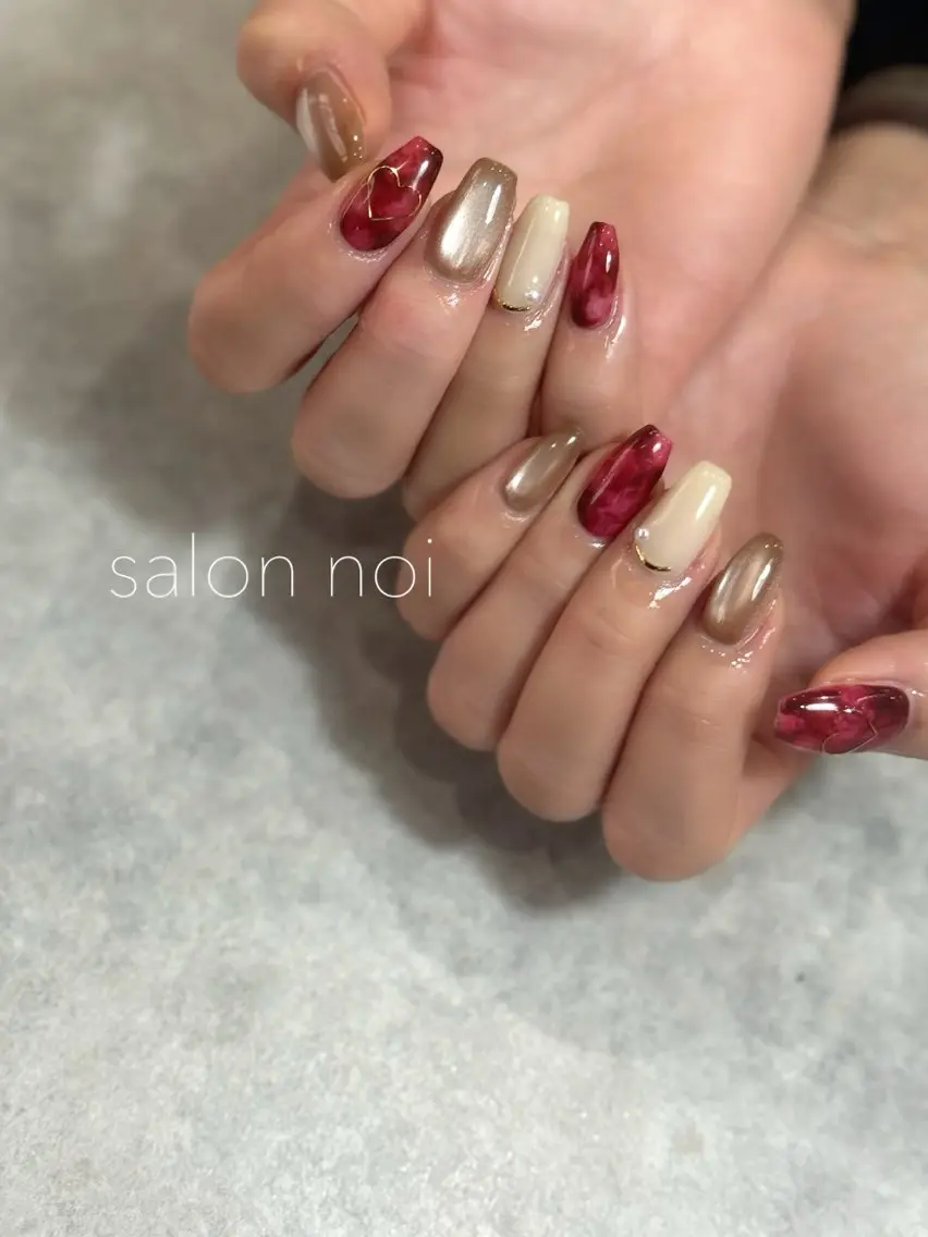 ネイル 赤色 ハンドネイル salon noiのネイルデザイン