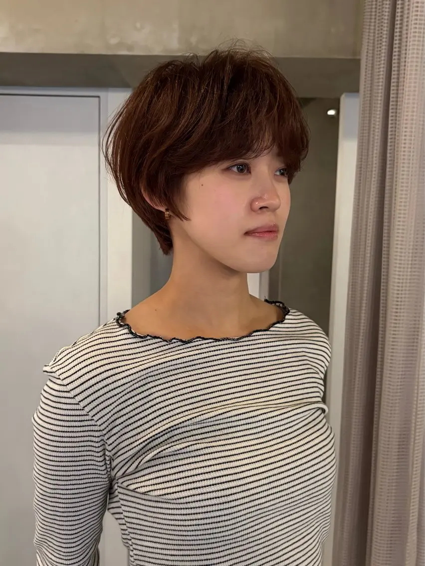 ショート 小野 明日香のヘアスタイル