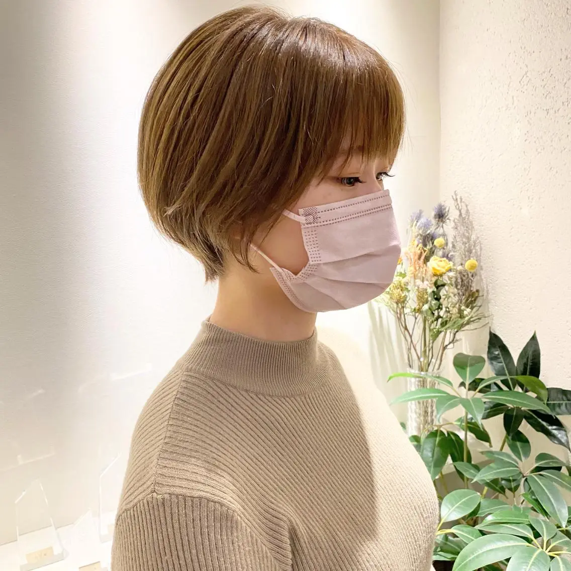 ショート アッシュ ボブ 髪質改善 レイヤーカット ショートヘア カット ヘアカラー ショート〜ミディアム 喜多司のヘアスタイル