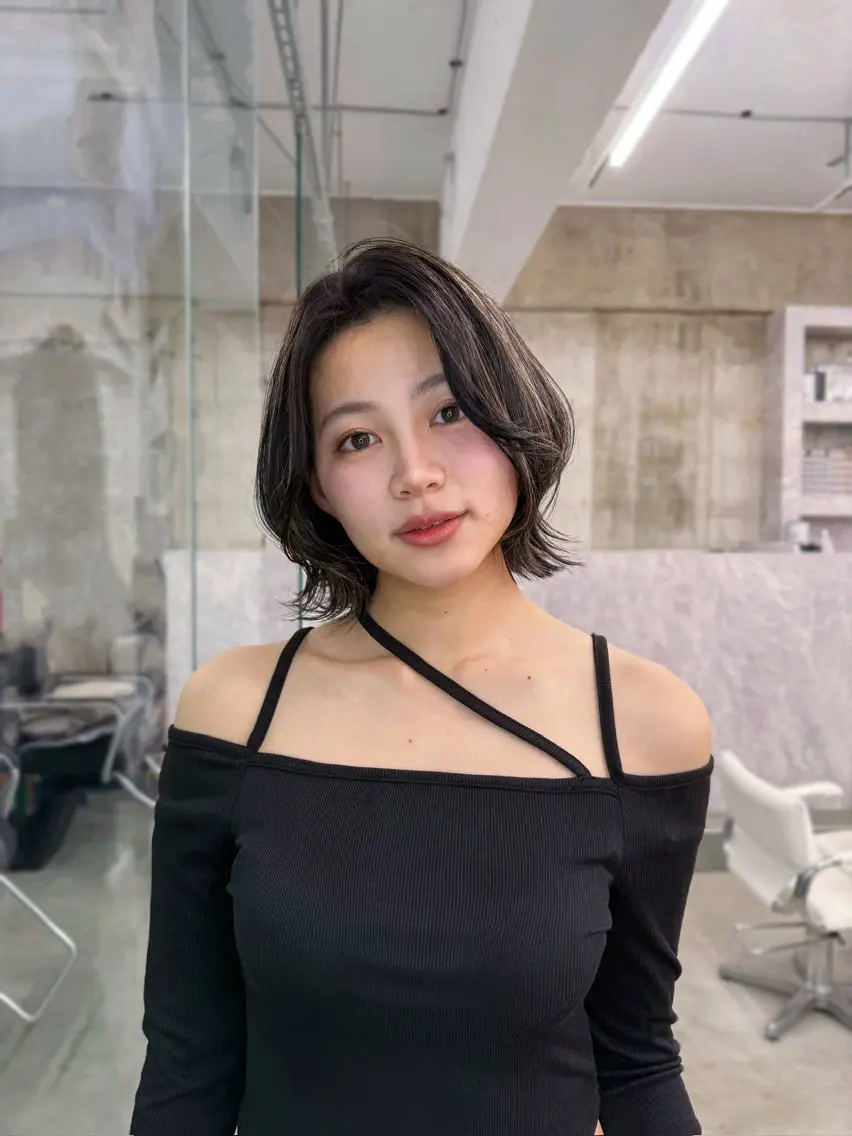 ミディアム ボブレイヤー ボブ ハイライト レイヤーカット カット ヘアカラー トリートメント 髪質改善×ブリーチ なしカラー/桃愛のヘアスタイル