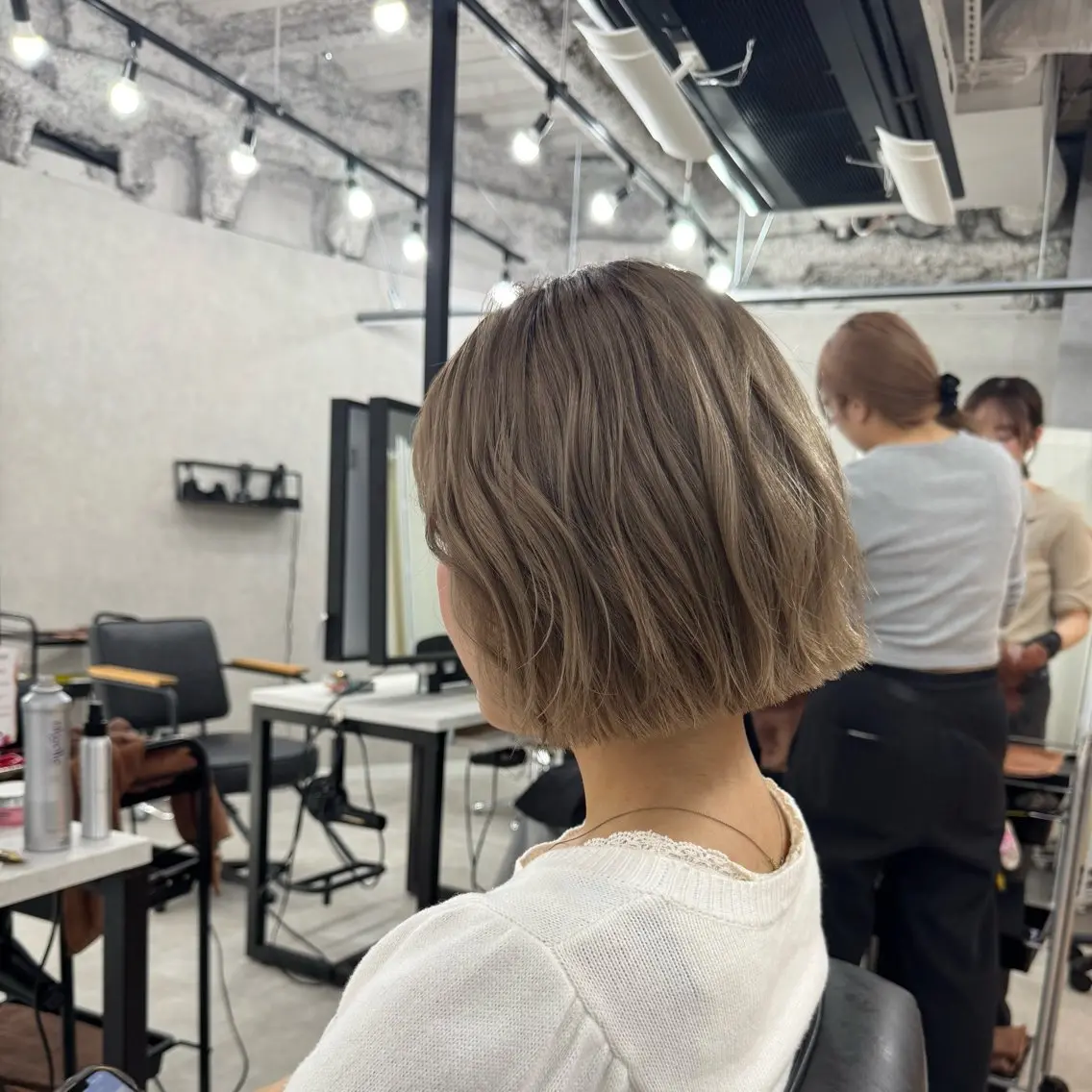 ショート 切りっぱなしボブ ボブ カット ヘアカラー 無料カットモデル/ 梅田🦋さかそ。のヘアスタイル