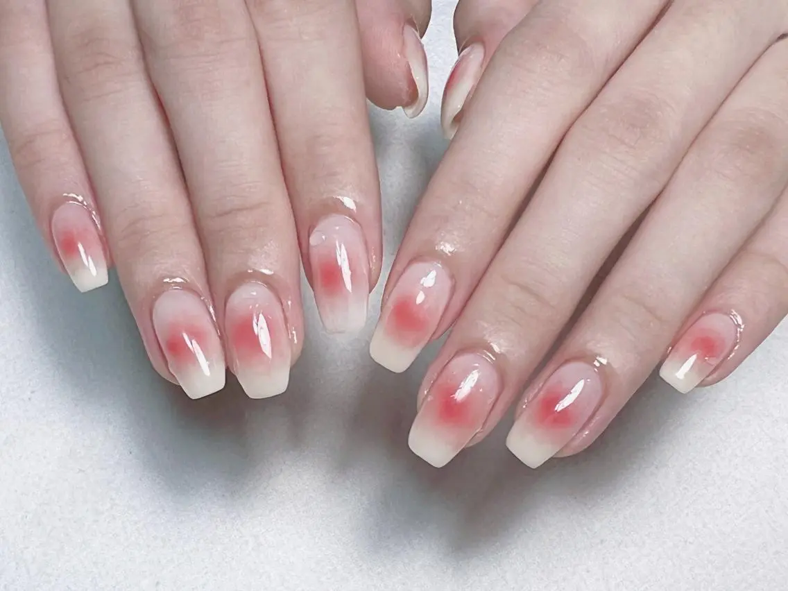ネイル チークネイル lucky nail 歌舞伎町のネイルデザイン