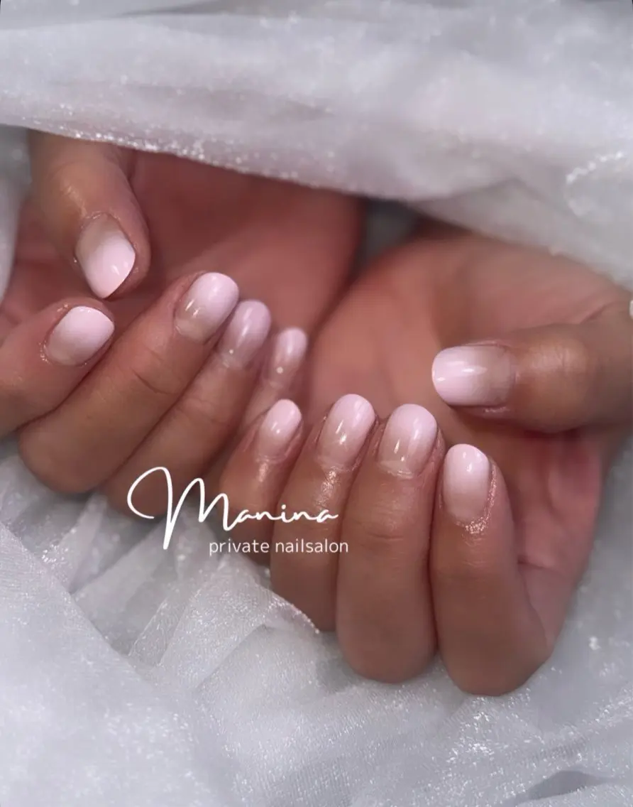 ネイル グラデーション パステルネイル ピンク ショートネイル nailsalon Manina齋藤愛美のネイルデザイン
