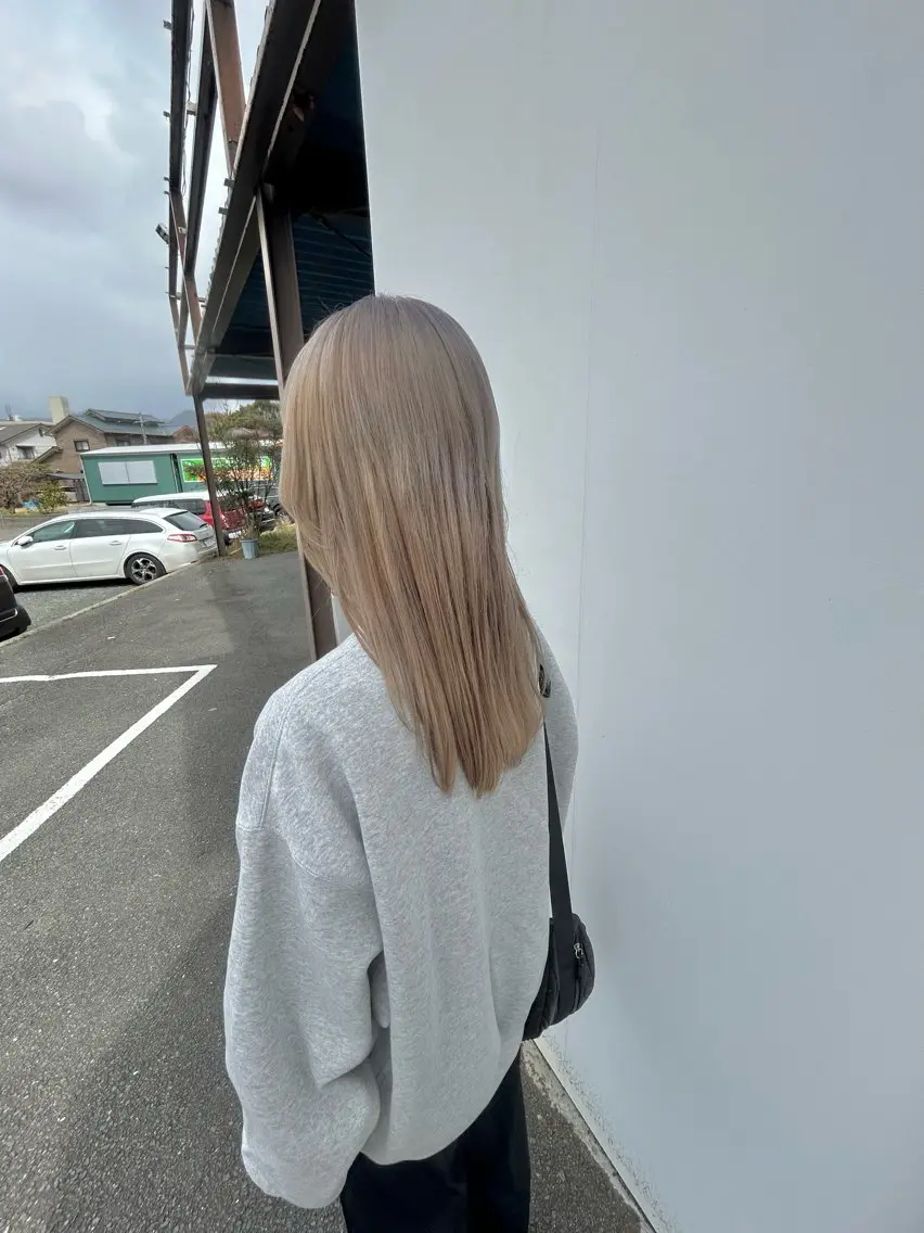 ロング カラー GRAFICA 優香のヘアスタイル