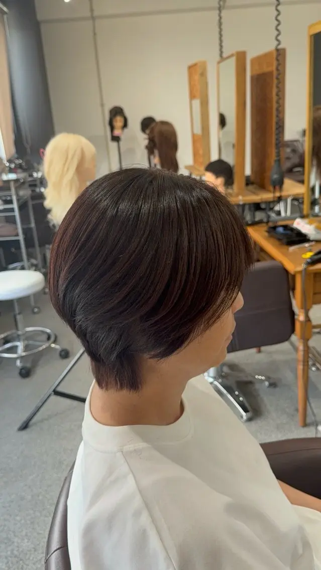 ショート カラー カット ヘアカラー 望月 憂嘉のヘアスタイル