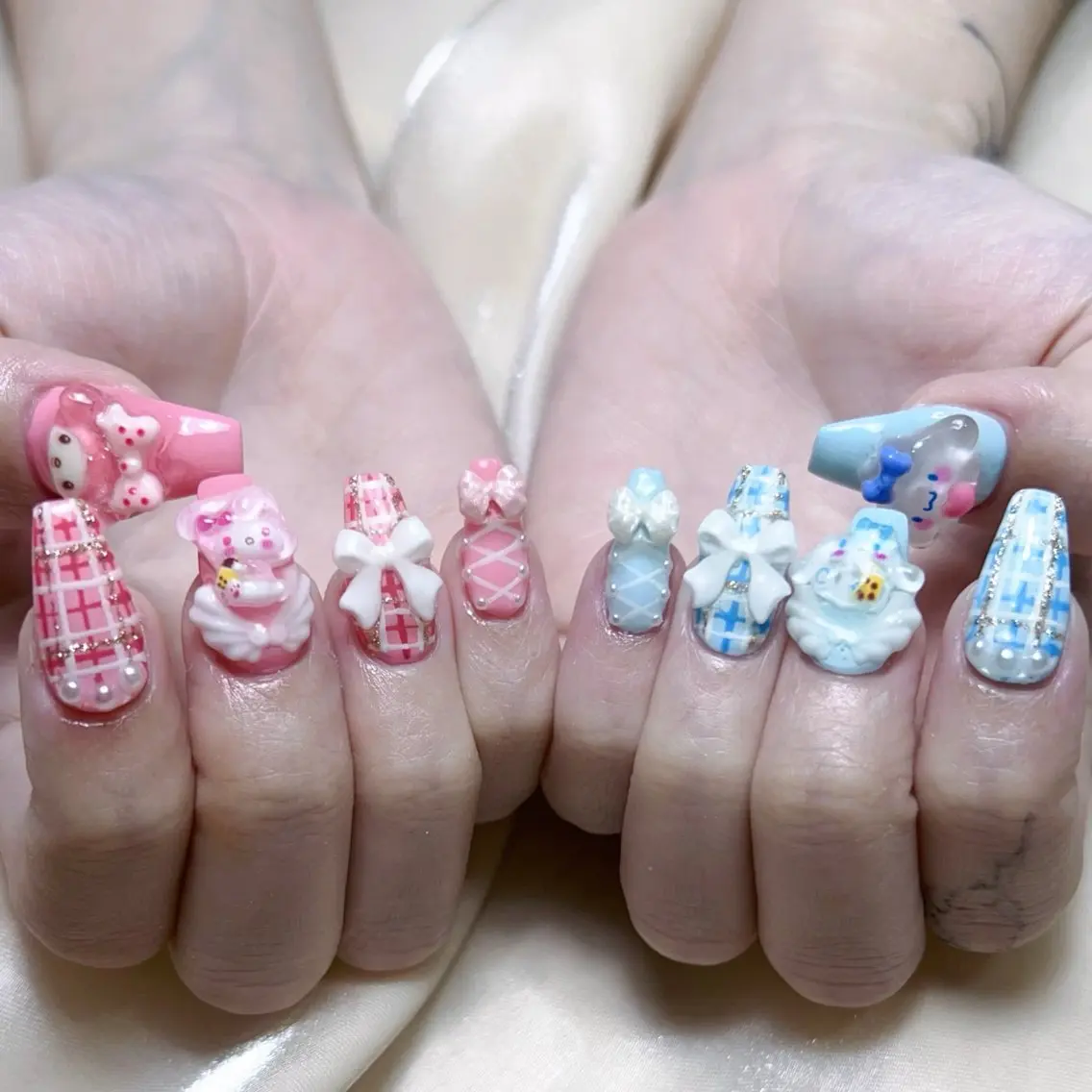 メンズ ネイル メンズ韓国風 アートネイル オーロラネイル ガーリー キラキラネイル ハンドネイル Nail salon 木にいるのネイルデザイン