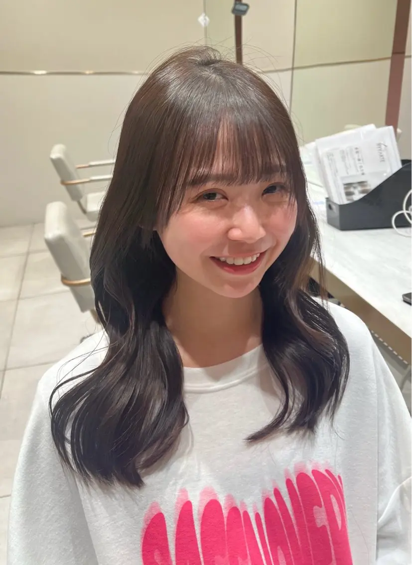 ミディアム 赤み消し透明感カラー 似合わせ前髪柴田礼空のヘアスタイル