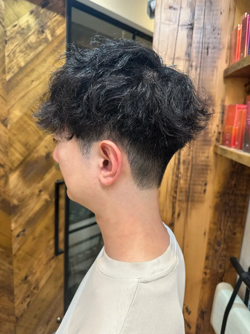 パーマ メンズ フェードカット メンズパーマ ニュアンスパーマ カット パーマ 【gemini店長】 メンズ特化中野稜平のヘアスタイル
