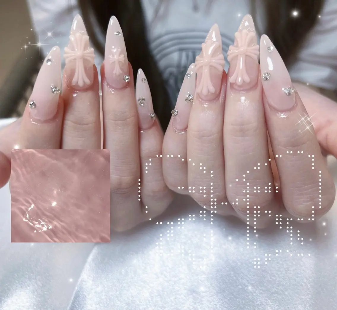 ネイル MOMOKA .⋆♱のネイルデザイン