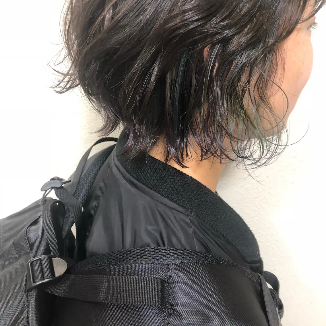 ショート カラー ヘアアレンジ インナーカラー 川上 智汐のヘアスタイル