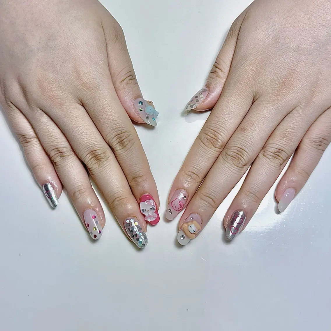 ネイル ハンドネイル 🎀 NaNa_nailのネイルデザイン