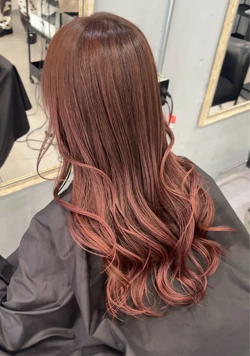ロング カラー roa /thinkaのヘアスタイル