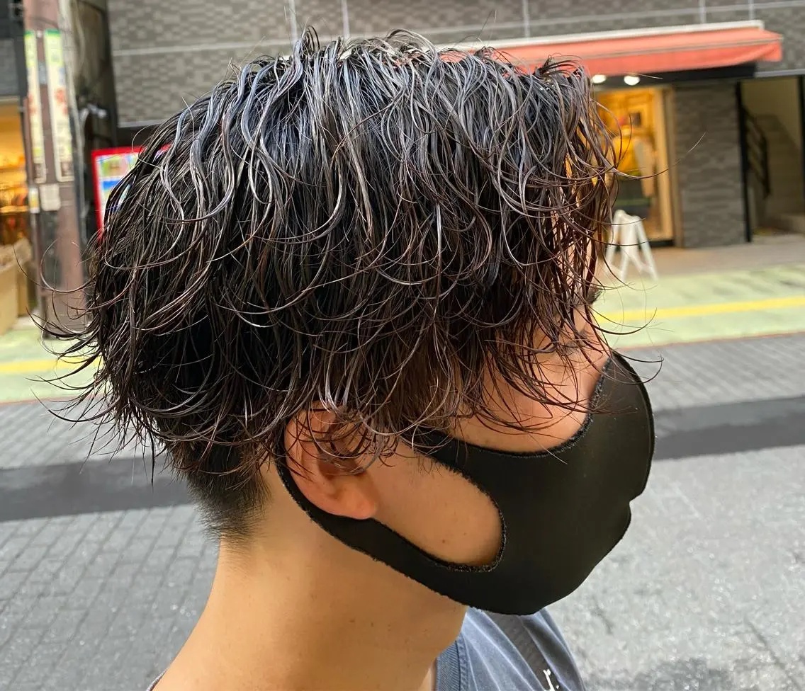 ショート パーマ メンズ メンズパーマ 波巻きパーマ 🌴パーマオタク🌴 長谷川 諒佑🌈のヘアスタイル