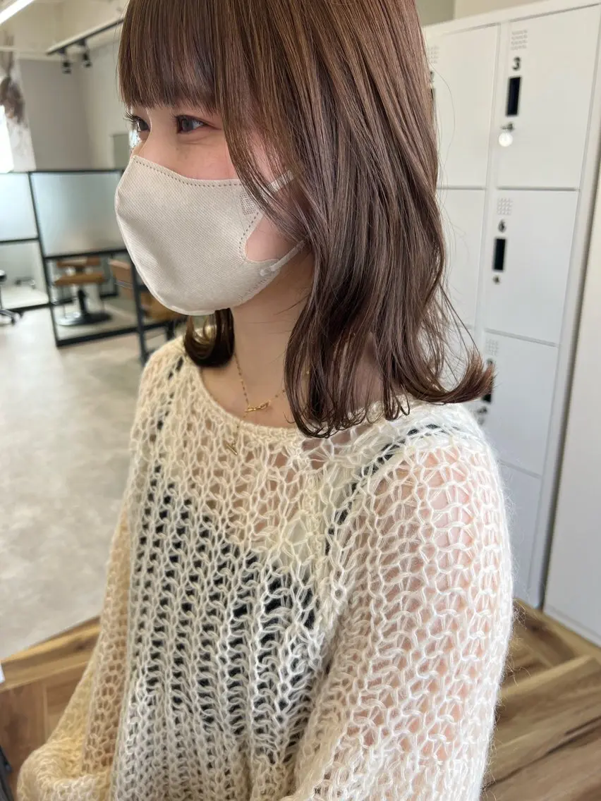 ミディアム 檜谷 晴　顔周りカットのヘアスタイル