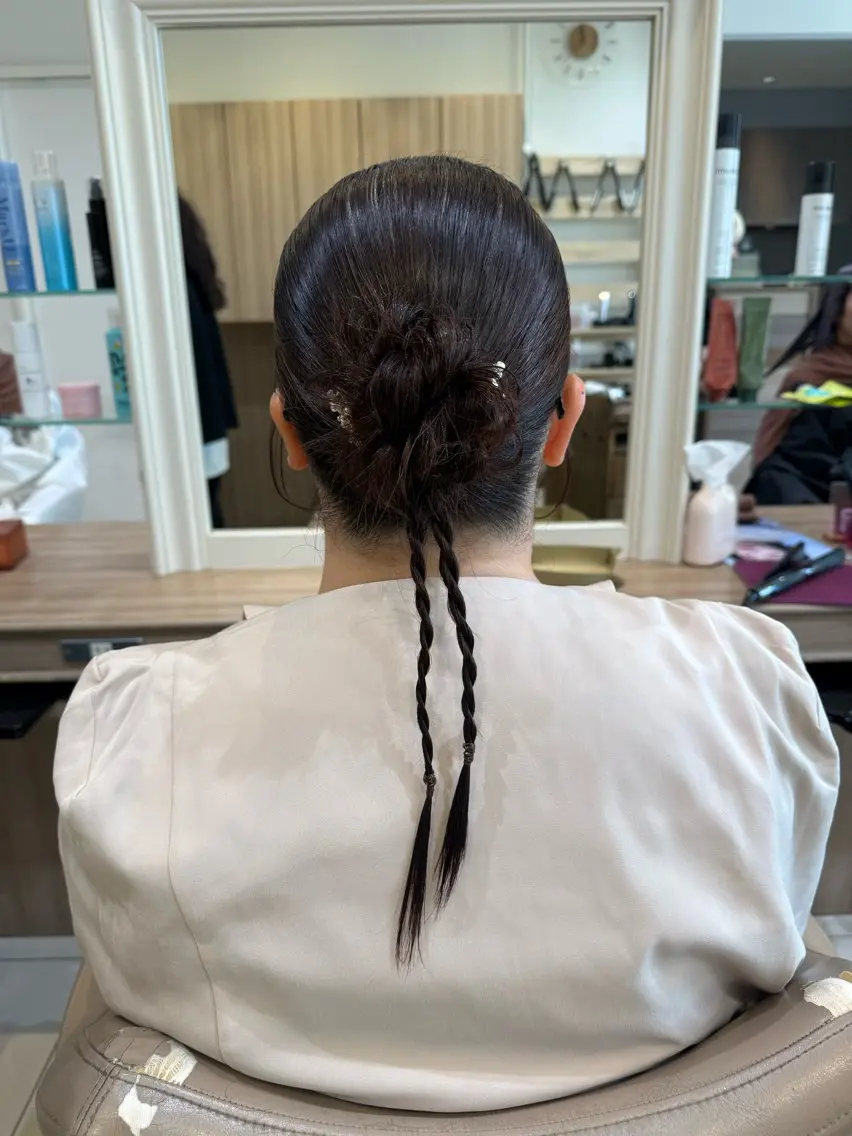 セミロング ヘアアレンジ ヘアセット 韓国ヘアメイク🎀/ 縮毛矯正✨山本媛香のヘアスタイル