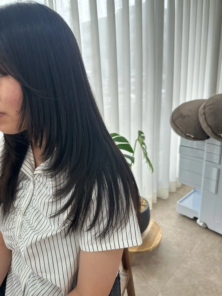 ロング 🕊️ 𝙍𝙀𝙉𝘼のヘアスタイル