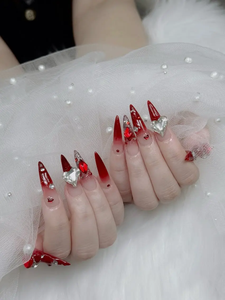 ネイル アートネイル ジェルネイル 韓国ネイル ロングネイル 持ち込み ハンドネイル ハンドケア Blingg NailStudioのネイルデザイン
