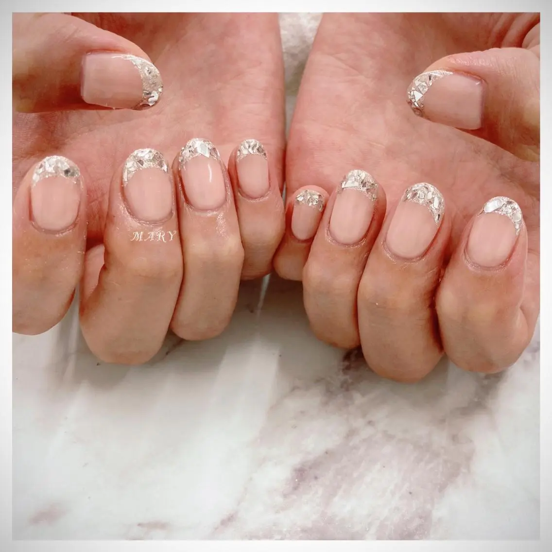 ネイル フレンチネイル ガラスフレンチ キラキラネイル ニュアンスネイル ハンドネイル Mary nail .narumiのネイルデザイン