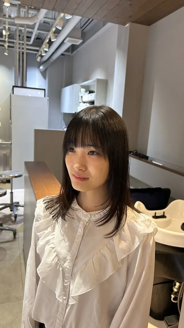 ミディアム 西岡 桂治のヘアスタイル