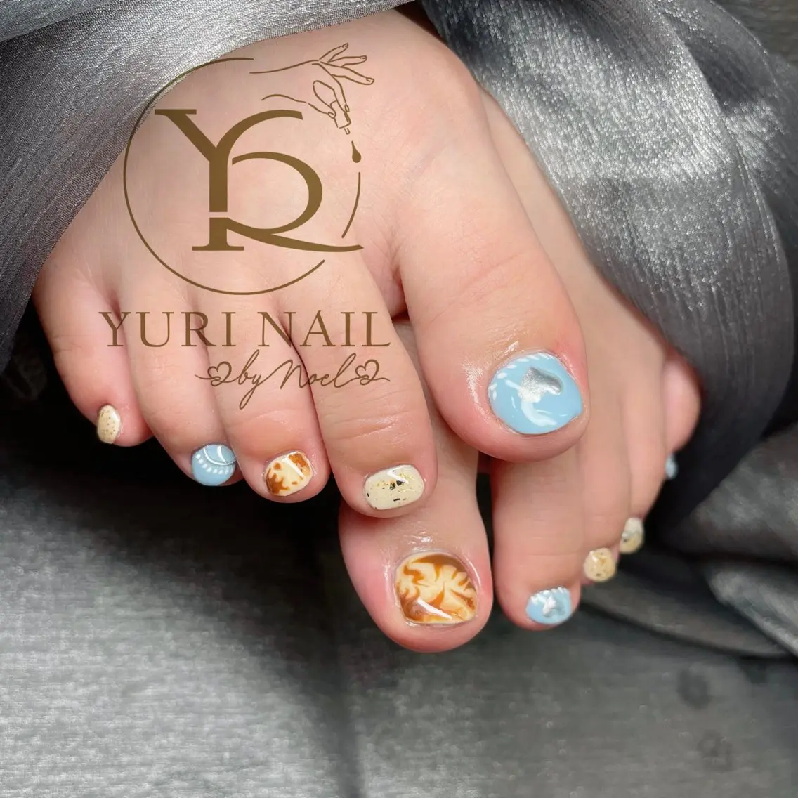 ネイル チークネイル フットネイル フレンチネイル グラデーション キラキラネイル ハンドネイル フットネイル ハンドケア YURI Nail Funabashiのネイルデザイン