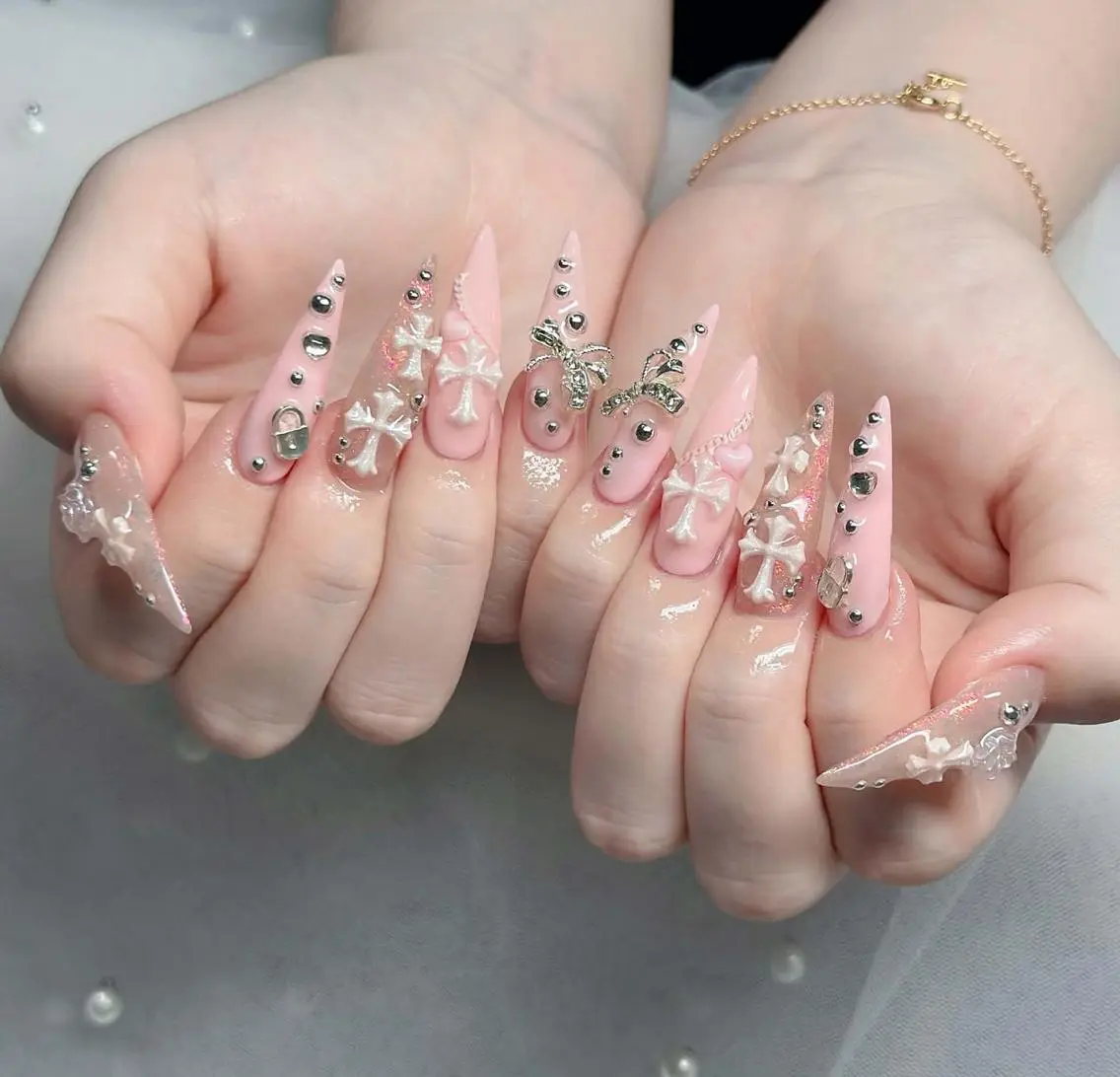 ネイル フレンチネイル ジェルネイル ハロウィン 韓国ネイル マグネットネイル ハンドネイル neco H.babynailのネイルデザイン