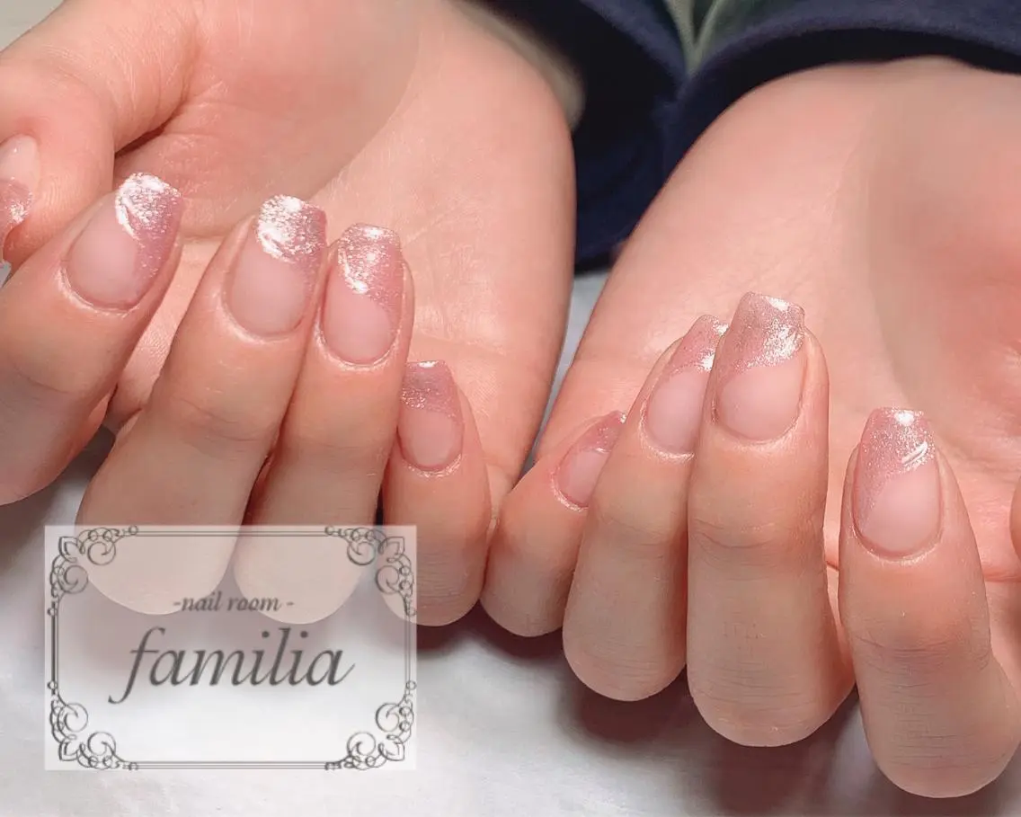 ネイル ハンドネイル -nailroom- familiaのネイルデザイン
