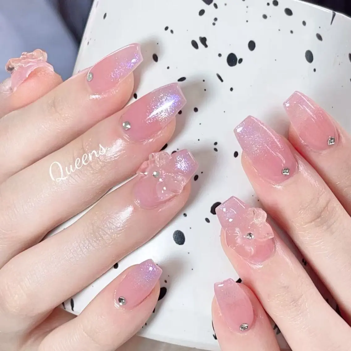 ネイル ハンドネイル Queens みなみのネイルデザイン