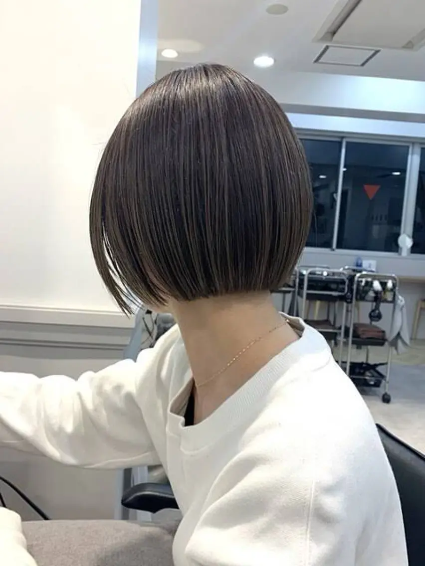 ショート 半田 陽菜のヘアスタイル