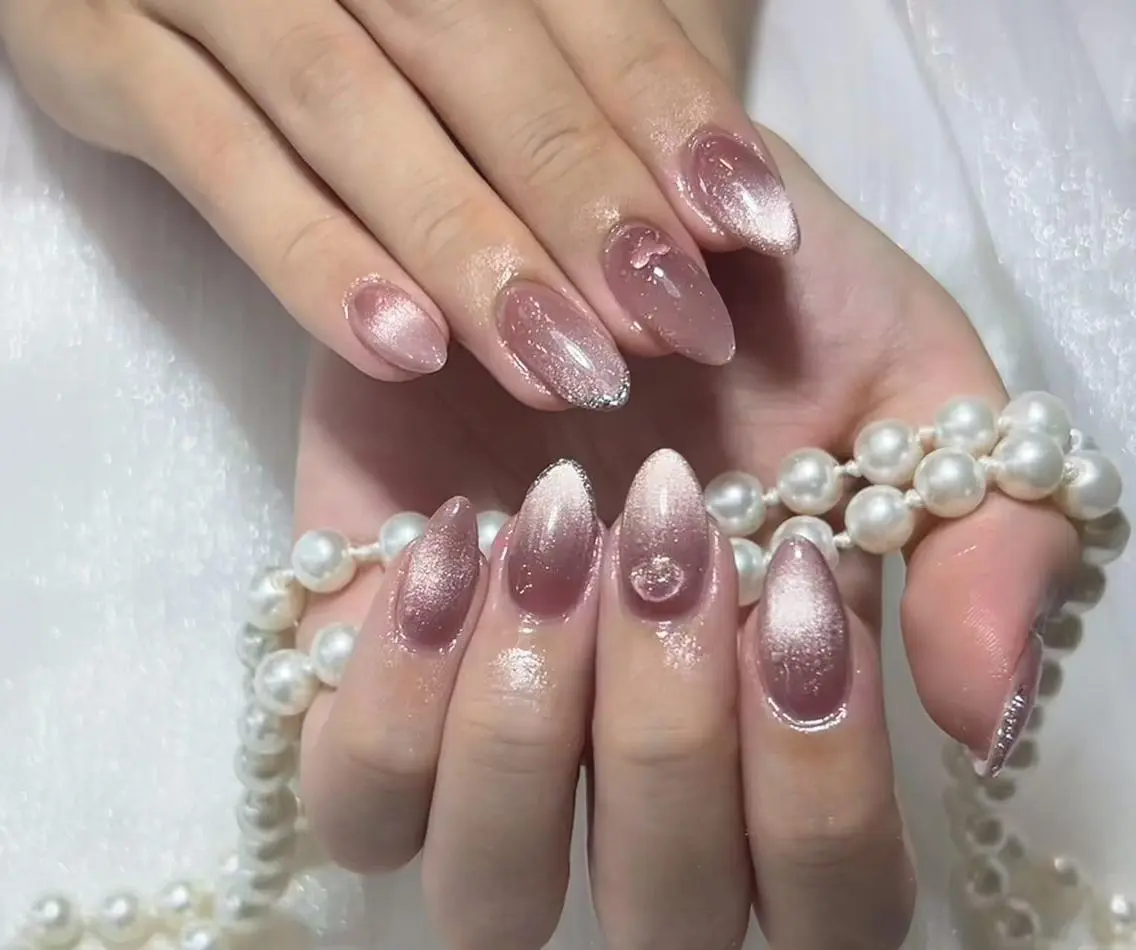 ネイル VIVIAN エイのネイルデザイン