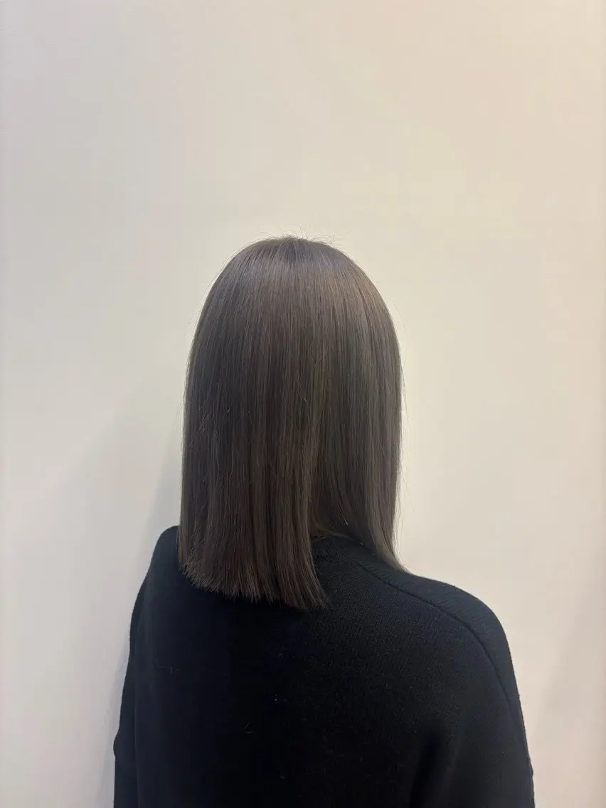 ミディアム ヘアカラー 中村 梨央奈のヘアスタイル