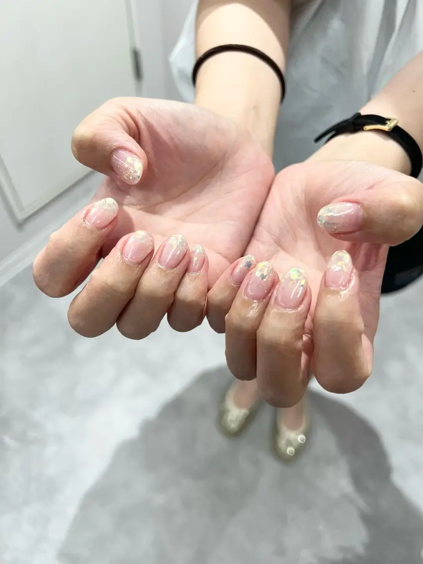 ネイル クリアネイル ジェルネイル ラメ(グリッター) ラメグラデーション マグネットネイル ハンドネイル ハンドケア Bana_ Nailのネイルデザイン