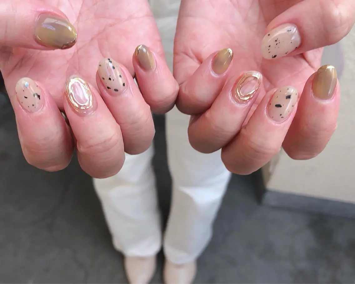 ネイル ミラーネイル ハンドネイル saki_ nail heronのネイルデザイン