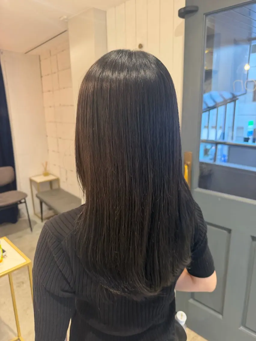 セミロング カラー おとあ 𐙚のヘアスタイル