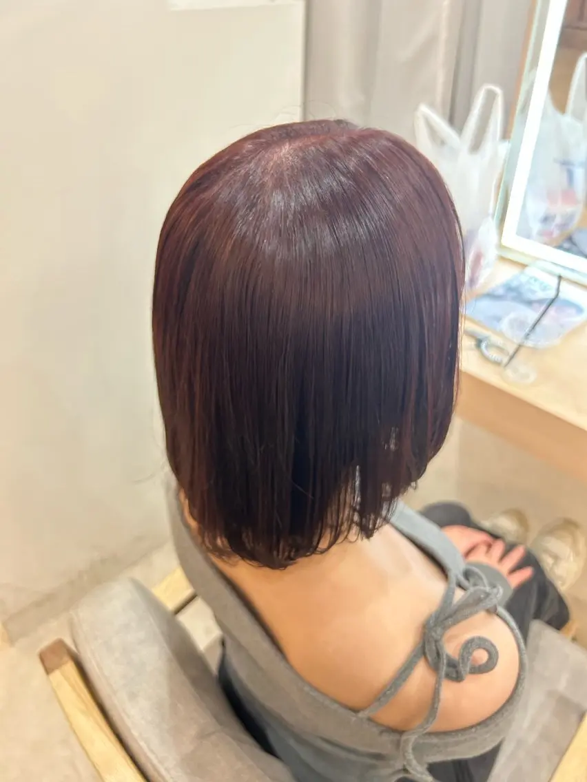 カット＋透明感カラーの写真