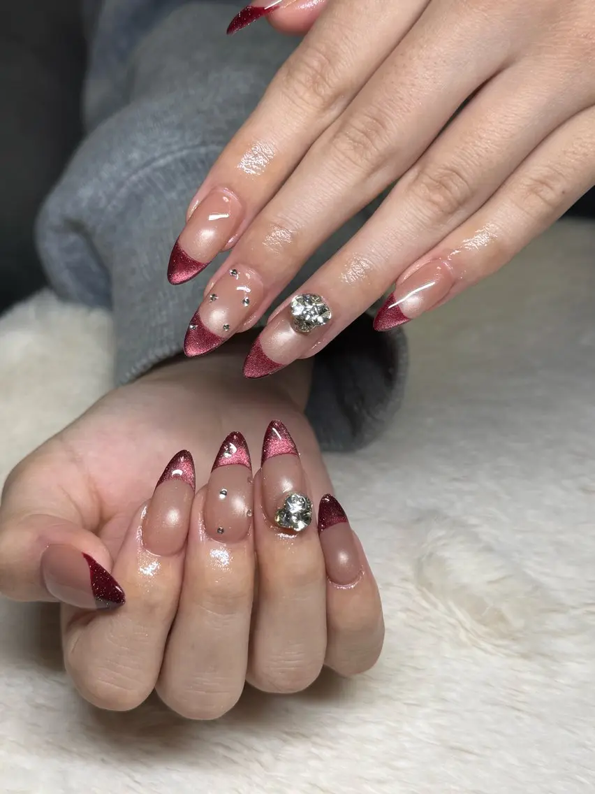 ネイル フレンチネイル マグネットネイル ハンドネイル フットネイル ねいる屋　Anela 美優のネイルデザイン