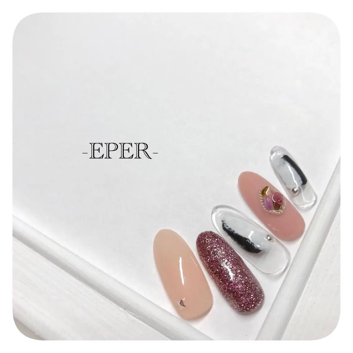 ネイル ネイルサロン -EPER-エペルのネイルデザイン