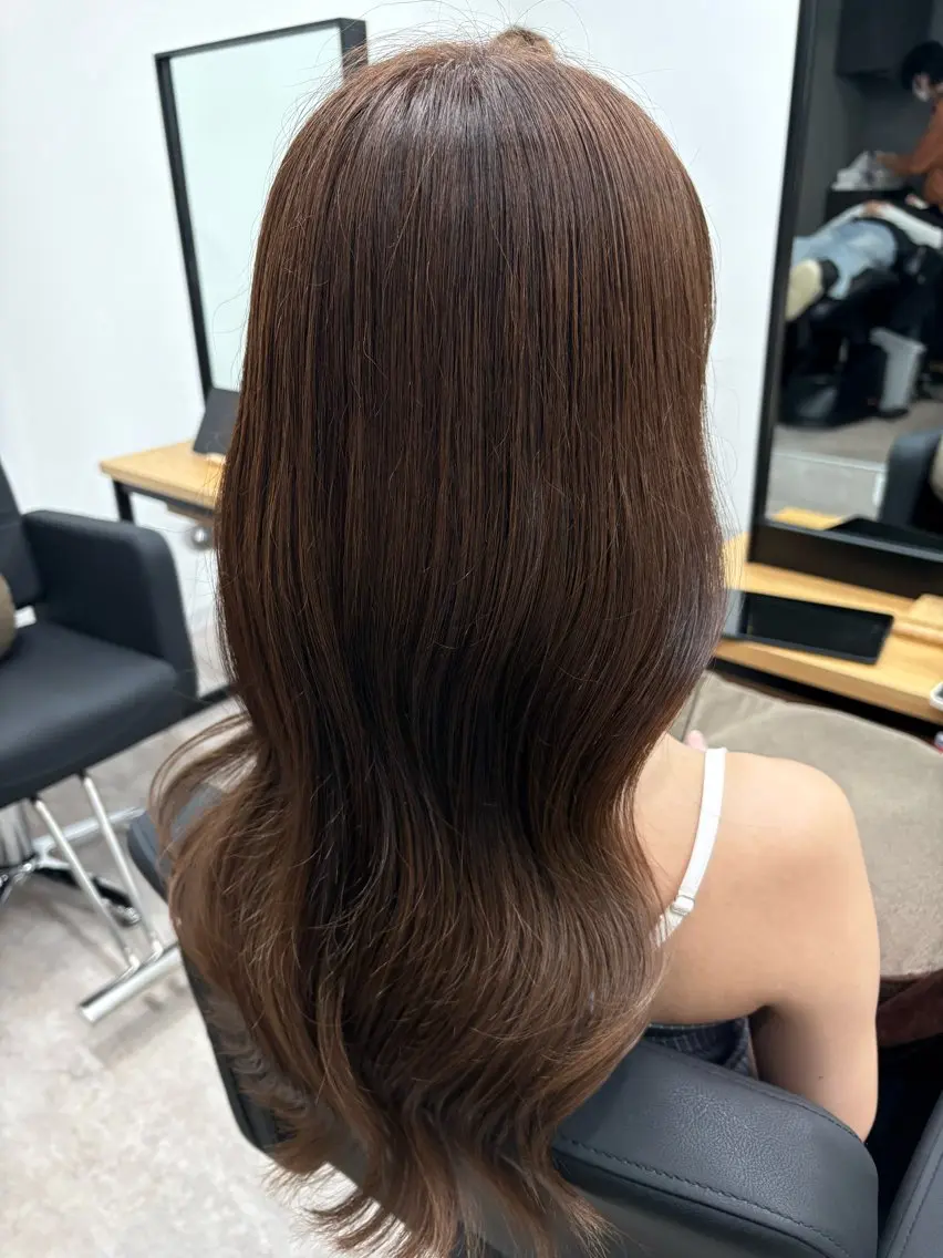 ロング ヘアカラー anB Bのヘアスタイル