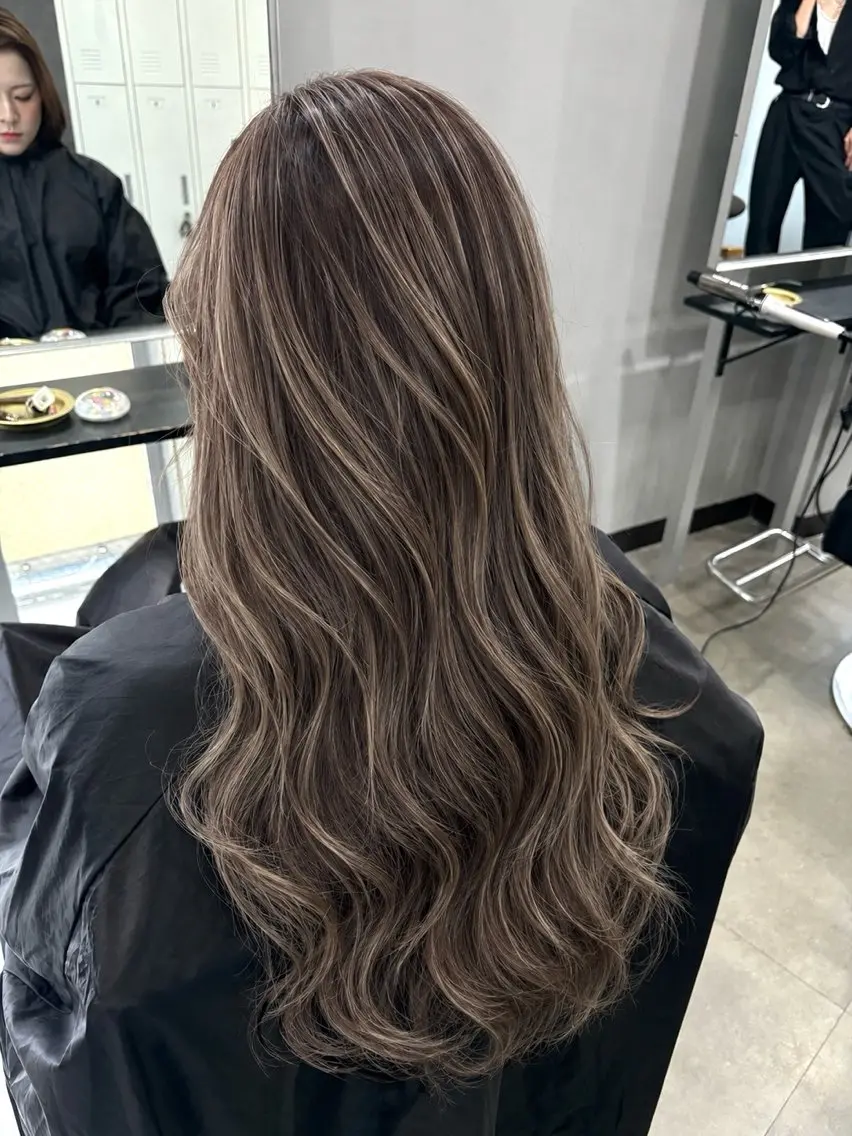 ロング ハイライト 🤍HIKARI🤍 ハイライト/レイヤーのヘアスタイル