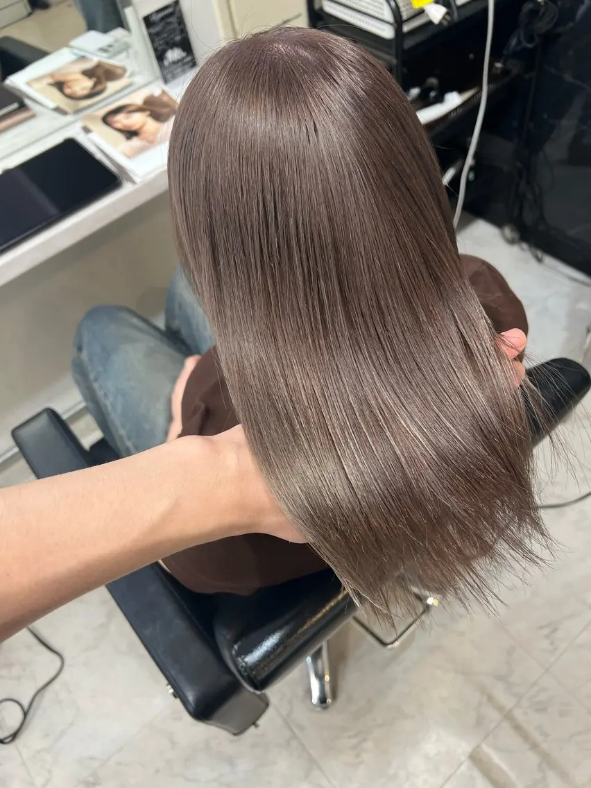 ミディアム カラー グレージュ カット ヘアカラー トリートメント ✨レイヤー/髪質改善 /エクステ✨ナカムラのヘアスタイル
