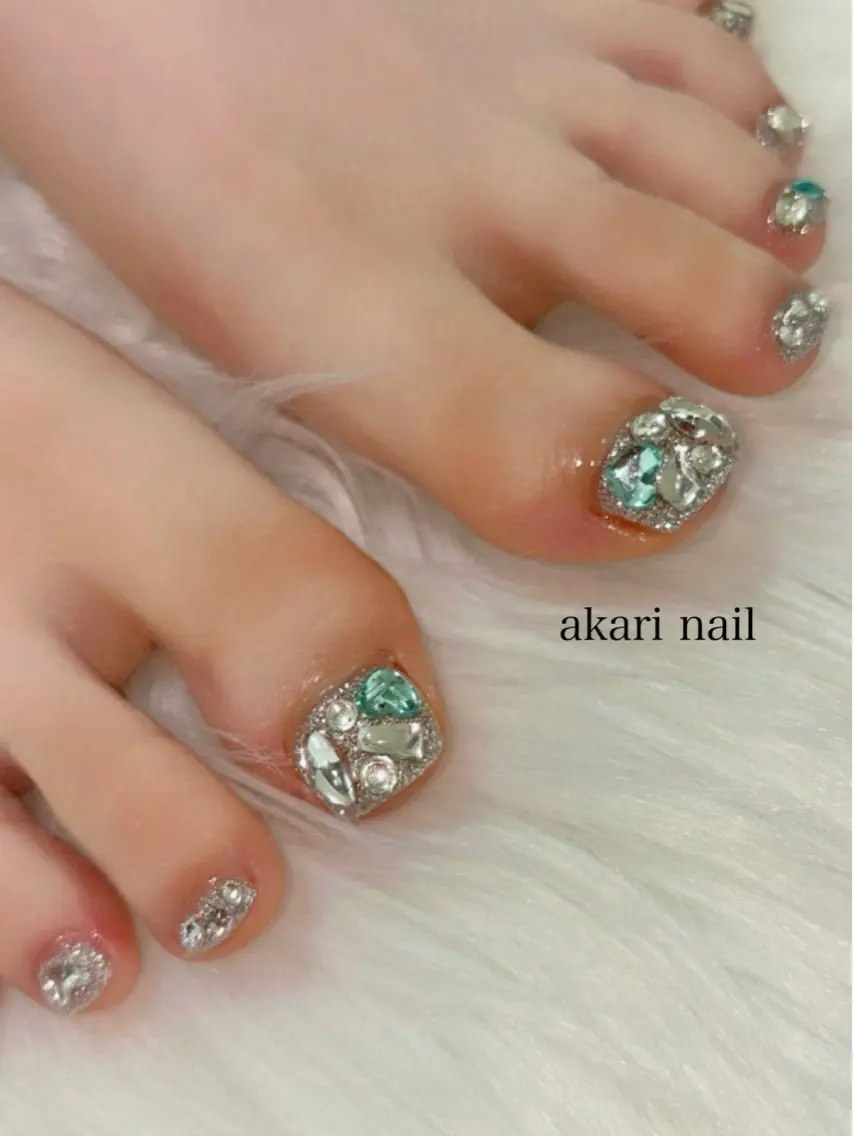 ネイル フットネイル AKARI nail💅のネイルデザイン