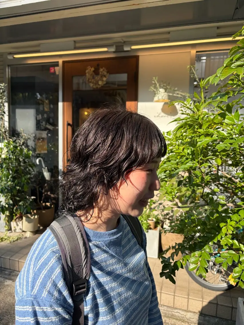 セミロング パーマ セミロングパーマ ウルフカット カット ヘアカラー 中村 芽衣那のヘアスタイル