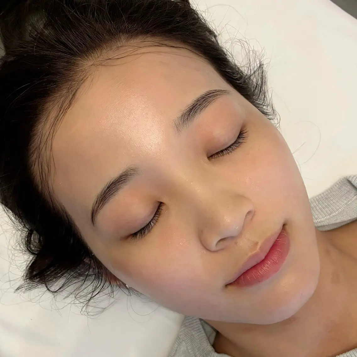 アイブロウ 眉毛ワックス脱毛 beauty salon uluの眉毛・アイブロウイメージ