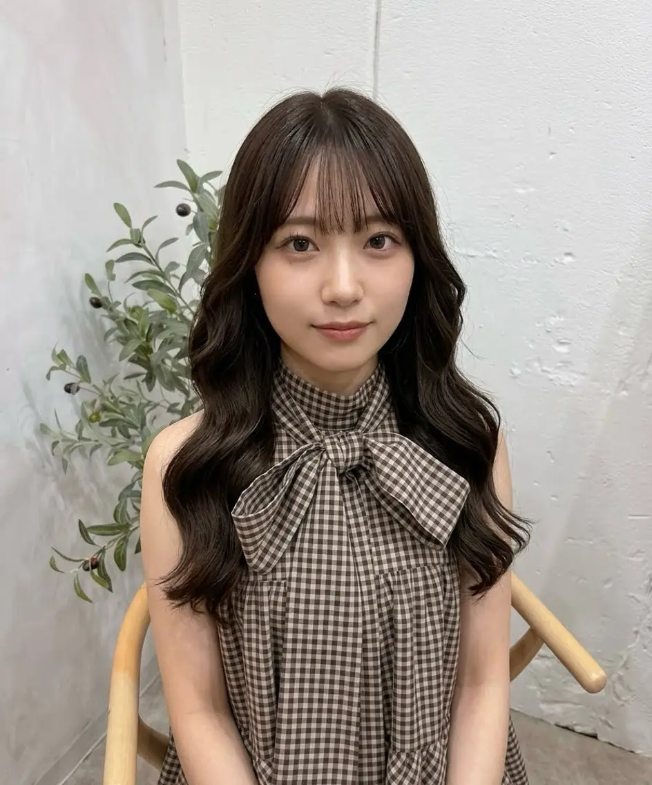 ロング カラー ベージュカラー ヘーゼル トリートメント ヘアカラー トリートメント ブリーチなし透明感 カラー/チサト🌿のヘアスタイル