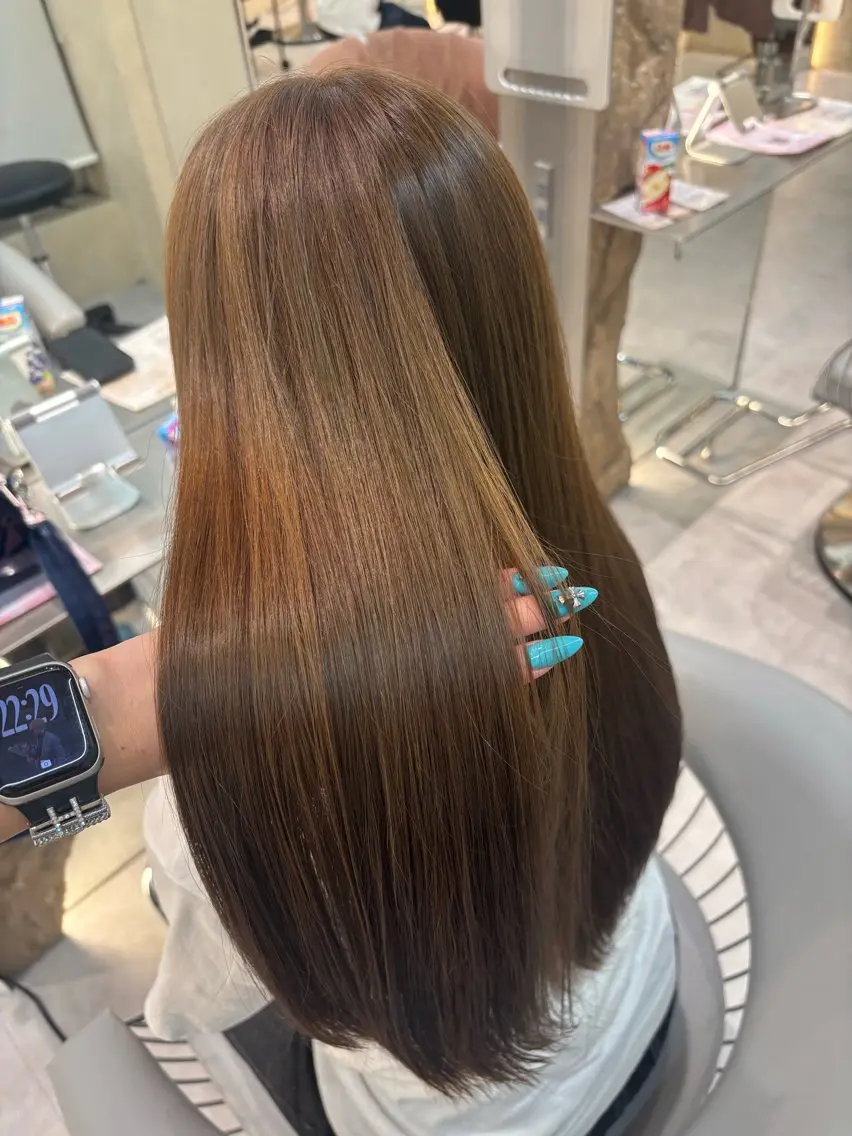 カラー ヘアカラー トリートメント 富永 愛梨のヘアスタイル