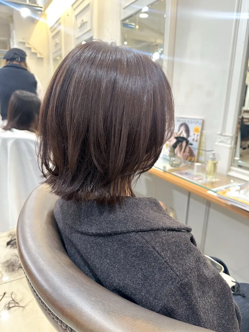 ミディアム カラー ボブレイヤー ボブ くびれヘア 韓国風ヘア レイヤーカット カット トリートメント ヘッドスパ ✨カラー支持No.1 🧸ワキ カナコ🧸のヘアスタイル
