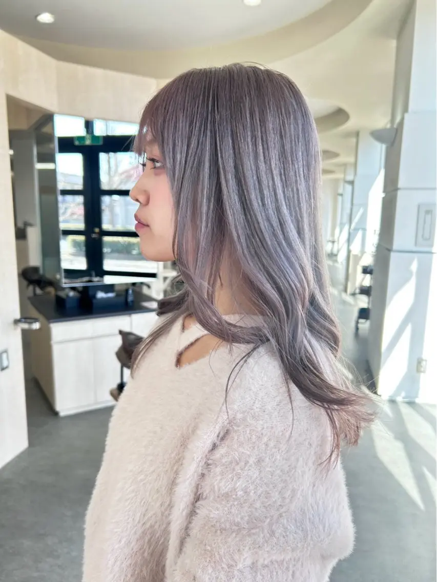 ロング カラー ラベンダーカラー ヘアカラー トリートメント ニュアンスカラー🫧 Miyakoのヘアスタイル