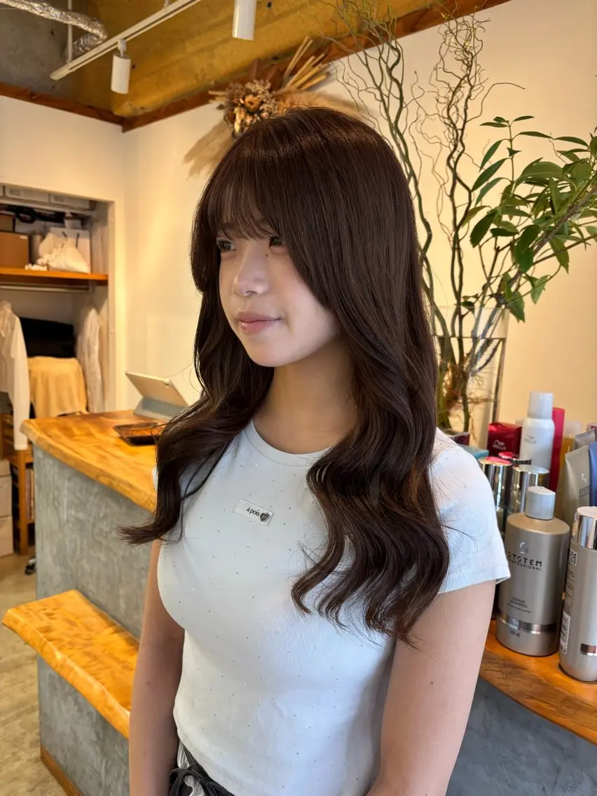 ロング 透明感カラー🫧 高田李胡のヘアスタイル